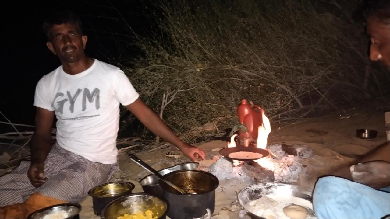 Hostel Little Prince Home Stay Jaisalmer Bagian luar foto