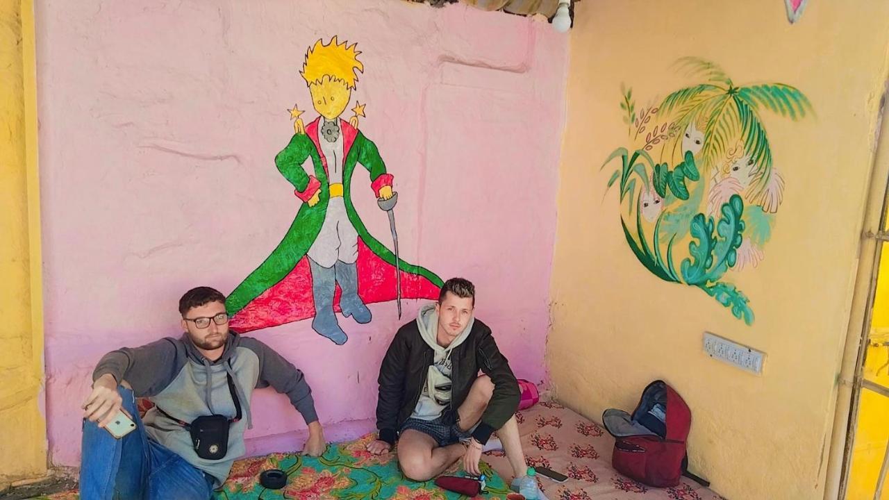 Hostel Little Prince Home Stay Jaisalmer Bagian luar foto