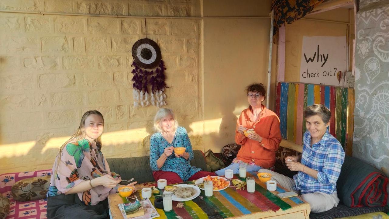 Hostel Little Prince Home Stay Jaisalmer Bagian luar foto