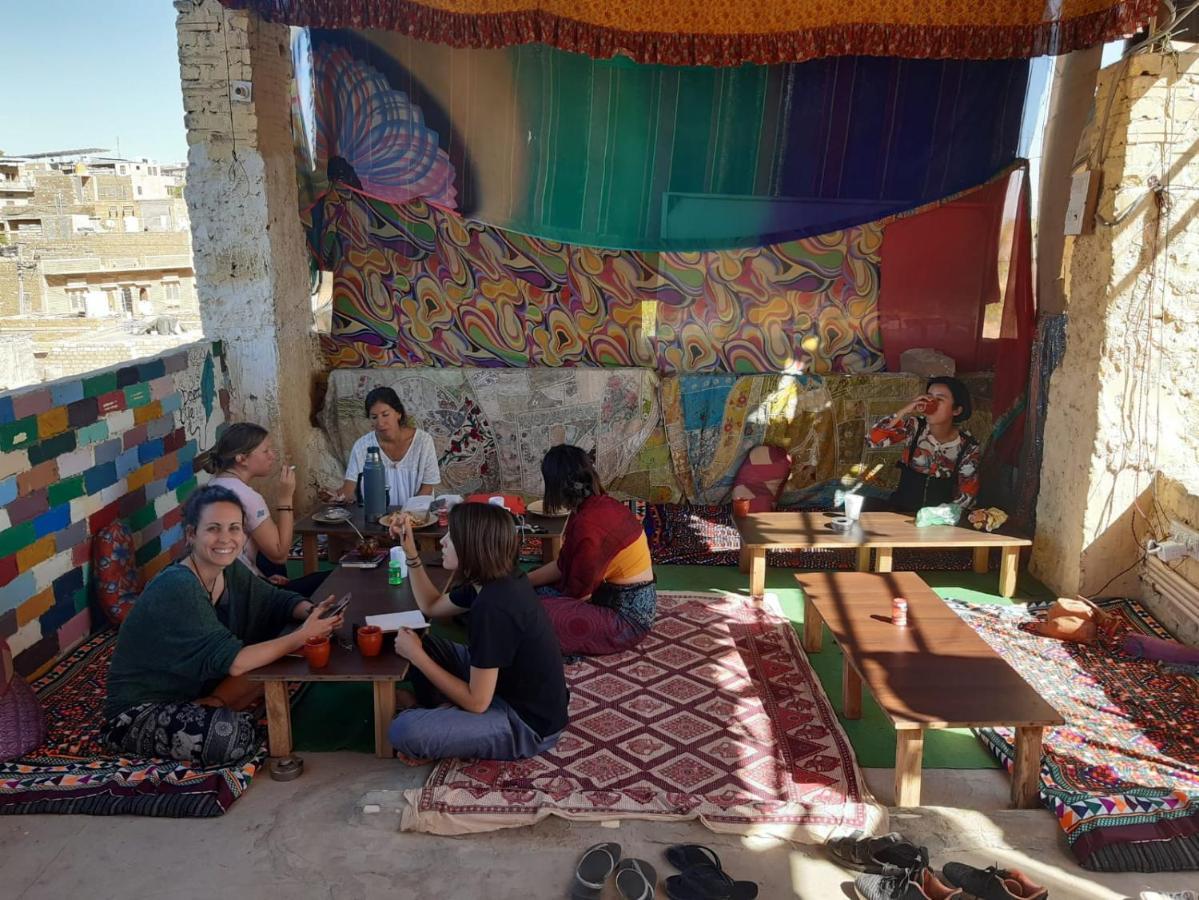 Hostel Little Prince Home Stay Jaisalmer Bagian luar foto